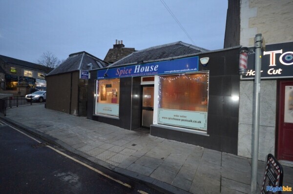 Full Class 3 Hot Food Takeaway and Restaurant  located in Penicuik town centre. Photo 1