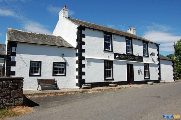 VILLAGE PUB IN RURAL CUMBRIA Photo 1