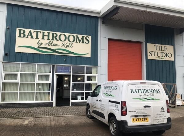 EASY TO RUN BATHROOM DESIGN & SALES AND COMPLETE FITTING SERVICE - CUMBRIA EASY TO RUN BATHROOM DESIGN & SALES AND COMPLETE FITTING SERVICE - CUMBRIA