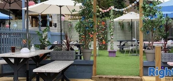Fully Refurbished Bar & Grill in the West Midlands Photo 1