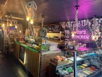 Profitable coffee & sandwich shop for sale Photo 1