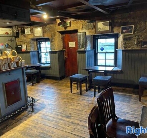 Popular Inn with Letting Rooms. Restaurant and Bar - Argyll & Bute Photo 1