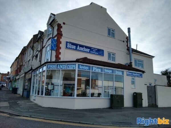 Outstanding Fish & Chip Shop with Spacious Accommodation Photo 1