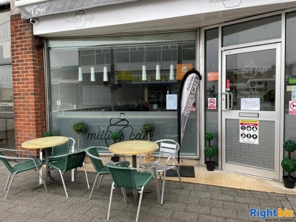 Well Established Popular Modern Cafe Photo 1