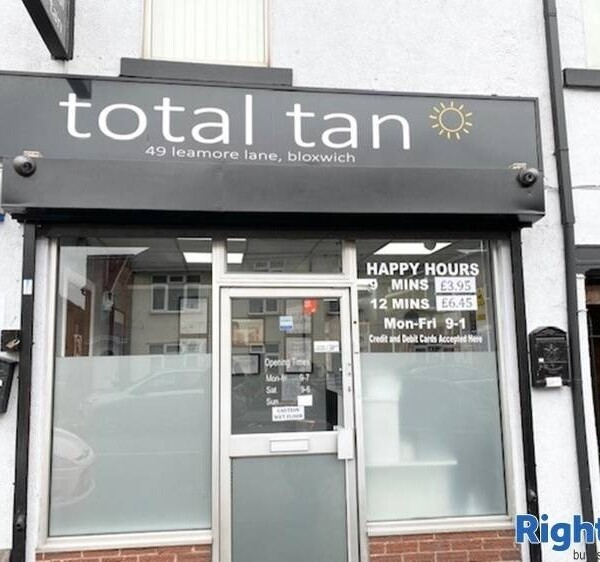 Leasehold Tanning Salon Located In Bloxwich Photo 1