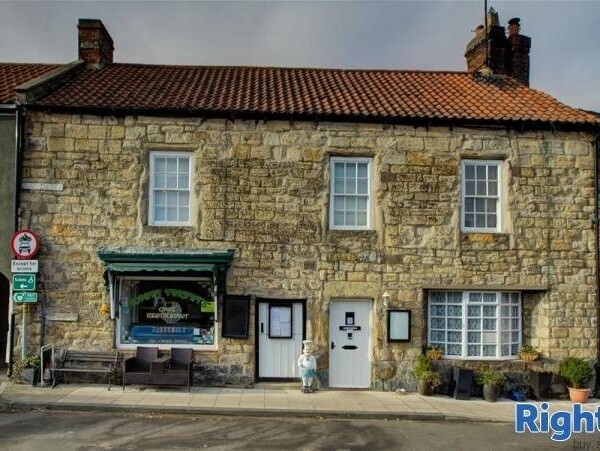 Traditional English  Restaurant- Northumberland Photo 1