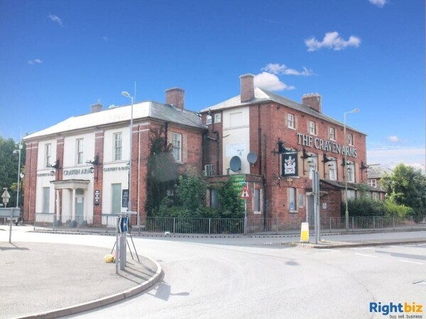 SHROPSHIRE - SUBSTANTIAL GEORGIAN INN Photo 1