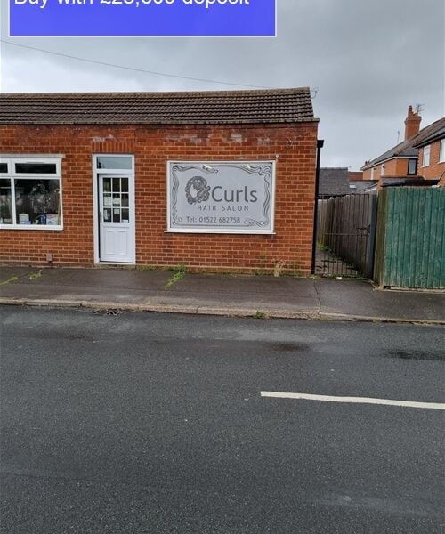 FREEHOLD UNISEX HAIR SALON in prosperous commuter village suburb LINCOLN