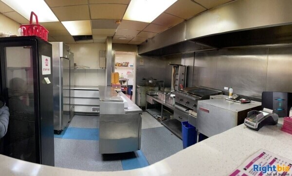 TAKEAWAY FOR SALE OLDHAM, MANCHESTER Photo 1