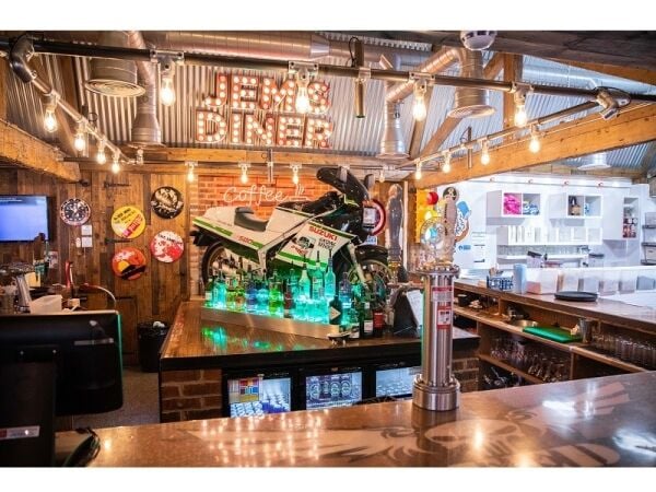 Unique second-hand motorcycle dealership Photo 1