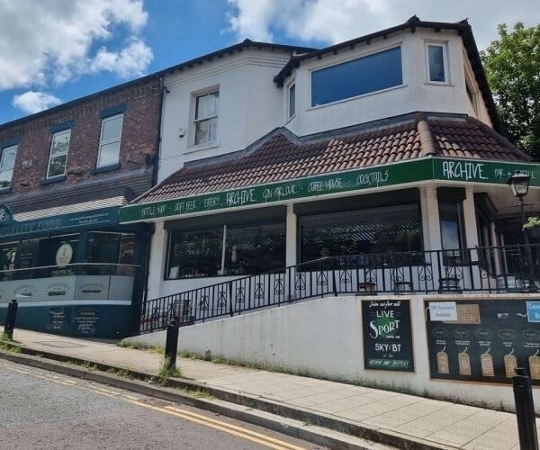 Cocktail/Craft Ale Bar & Restaurant - Cheadle Photo 1