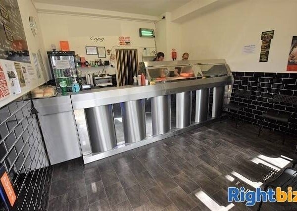 FISH & CHIP TAKEAWAY - SOUTHEND-ON-SEA Photo 1