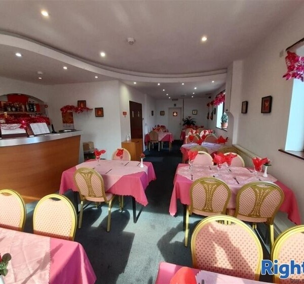 Restaurants For Sale in Knaresborough Photo 1