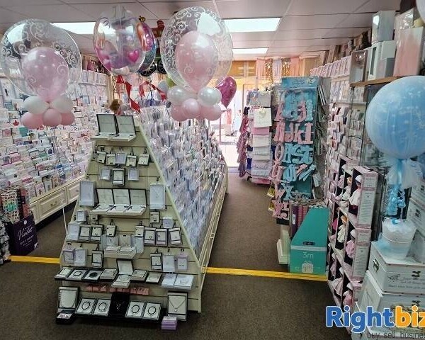 CARD SHOP, GIFT & BALLOONS BUSINESS Photo 1