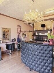 Hair and beauty salon for sale