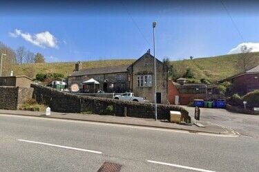 Freehold Hotel, Restaurant & Takeaway - Oldham Photo 1