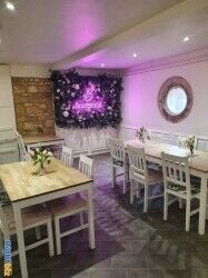 Bourton on the water prime riverside location newly refurbished restaurant