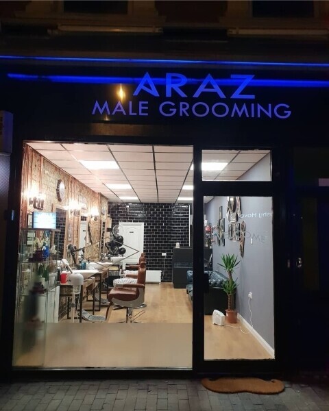 Barber shop lease for sale Photo 1