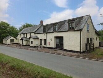 EXMOOR NATIONAL PARK FREE HOUSE SET IN OVER 5 ACRES Photo 1