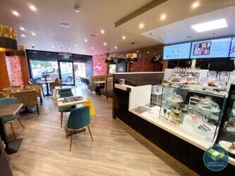 RESTAURANT/CAFE: STOCKTON HEATH: Photo 1