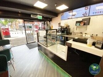 DESSERT SHOP/TAKEAWAY: RUNCORN: Photo 1