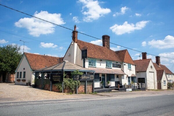 ESSEX - BLANK CANVASS PUB/RESTAURANT/CAFE OPPORTUNITY Photo 1