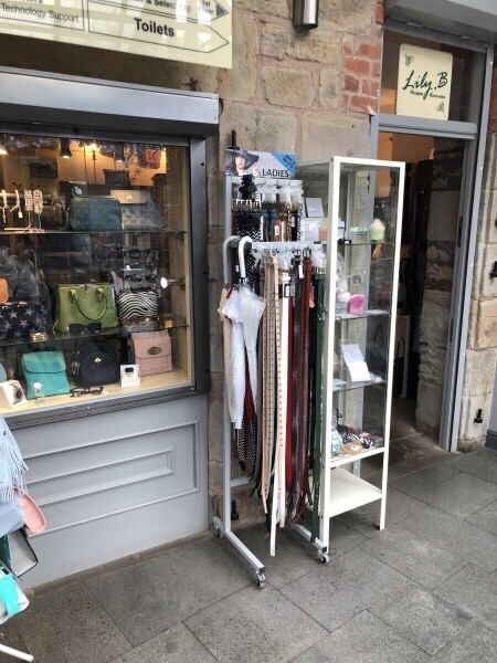 Ladies accessories Shop for sale in Dronfield Photo 2