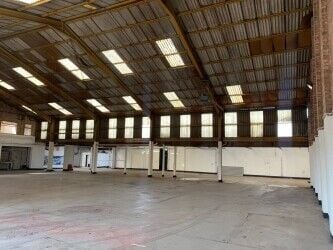 Unit to Let in Tipton, Birmingham. 20,000 SQFT with huge yard. Prime Location, Nill Premium