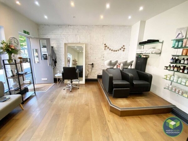 HAIR & BEAUTY SALON: WILMSLOW: Photo 1