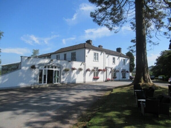 Strategically located, highly profitable 29-bedroom country house hotel Strategically located, highly profitable 29-bedroom country house hotel