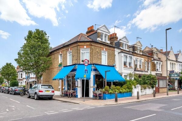 Blades Restaurant