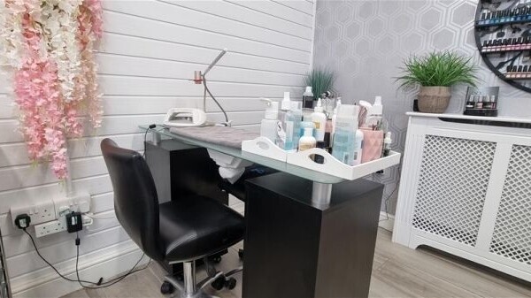 Well Fitted and Established Beauty and Nail Salon Photo 1
