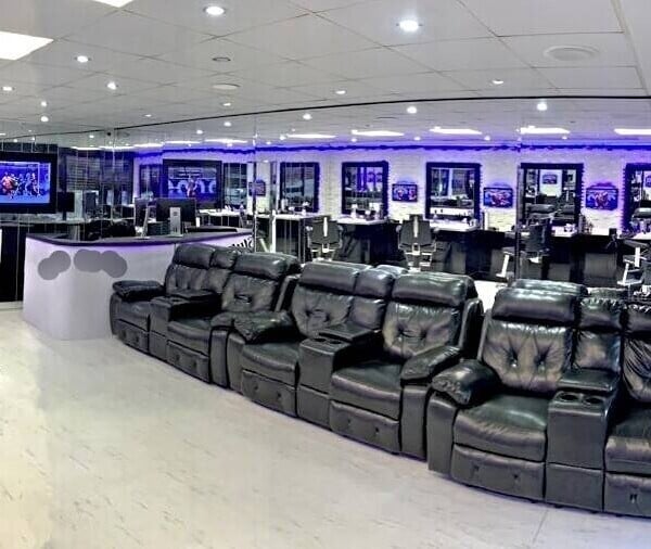 Cutting Edge, Bright Barber Shop in London Photo 1
