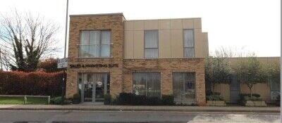 Empty unit for Rent on a very prime location,  Attractive location, Brand New