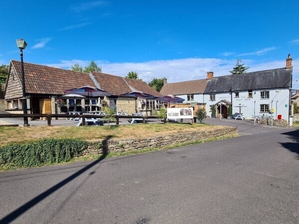 Stunning & Award Winning Destination Village Public House & Restaurant For Sale Photo 1
