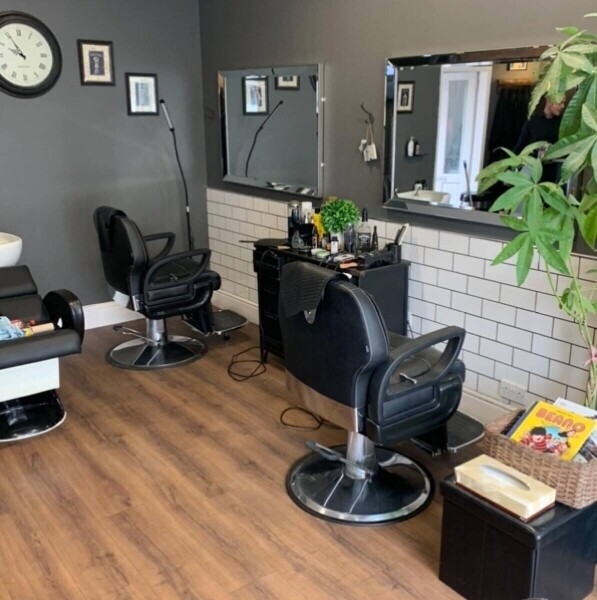 Traditional Gentleman’s Barber Shop for Sale in Crewe Photo 1