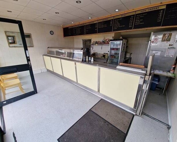 FISH & CHIP TAKEAWAY - BENFLEET, ESSEX Photo 1
