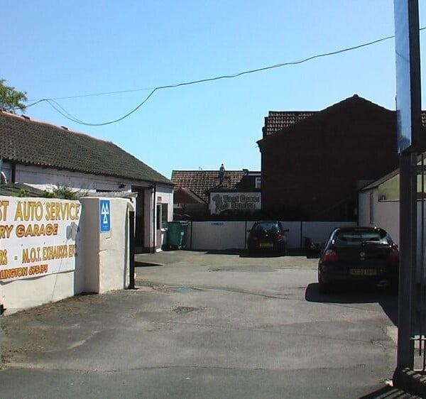 Long-Established Car Garage for Sale in Bridlington Photo 1