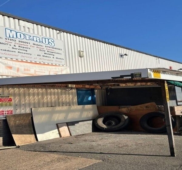 Well Established Garage And Mot Centre For Sale Photo 1