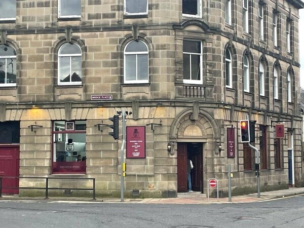 High Quality Pub/Restaurant opportunity in Galashiels, Scottish Borders. (ref 1500) Photo 1
