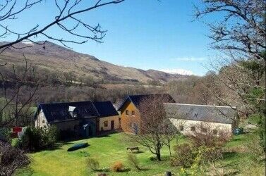 Excellent Hostel Business plus Owners House in a Spectacular Location near Spean Bridge Photo 1