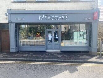 A Superb Licenced Cafe and Deli in a sought after coastal village. (ref 1505) Photo 1
