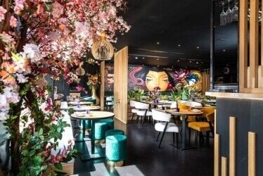 Stunning Restaurant for sale in the Heart of Chelsea's King's Rd Stunning Restaurant for sale in the Heart of Chelsea's King's Rd