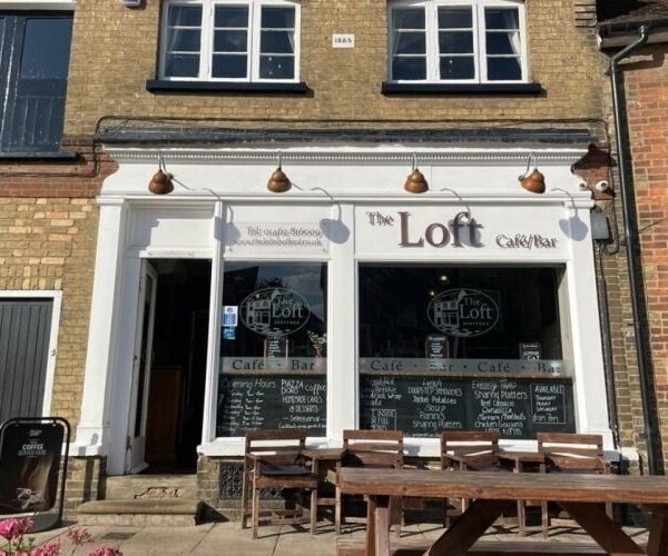 Coffee Shop & Tapas/Cocktail Bar - Bedfordshire Photo 1