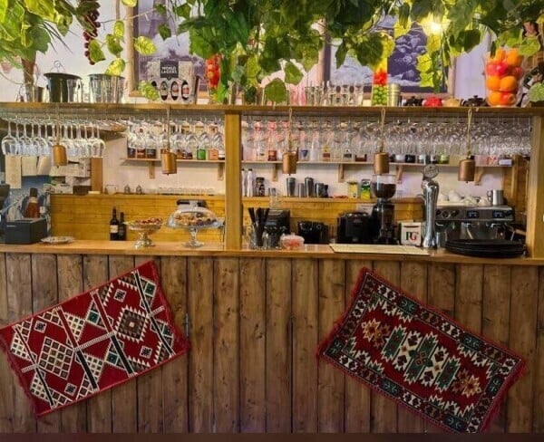 Authentic Licensed Lebanese Restaurant for Sale in Chesham Photo 1