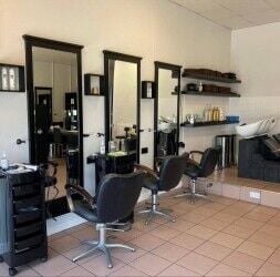 Business For Sale: Hair, Beauty & Tanning Business, Newton Aycliffe Photo 1