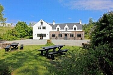 Stunning Boutique Hotel with 7 Bedrooms and Stylish Bar/Restaurant on the Ever-Popular Isle of Skye Photo 1