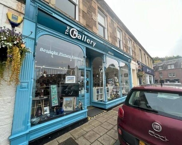 Popular and Very Well Presented Art Gallery and Gift Shop in Melrose, Scottish borders. (ref 1515) Photo 1