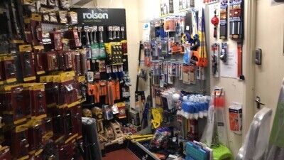 Hardware shop for sale in Bradford on Avon Photo 2