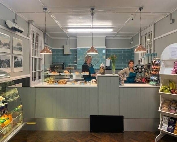 LEASEHOLD STATION  CAFE/COFFEE SHOP Photo 1